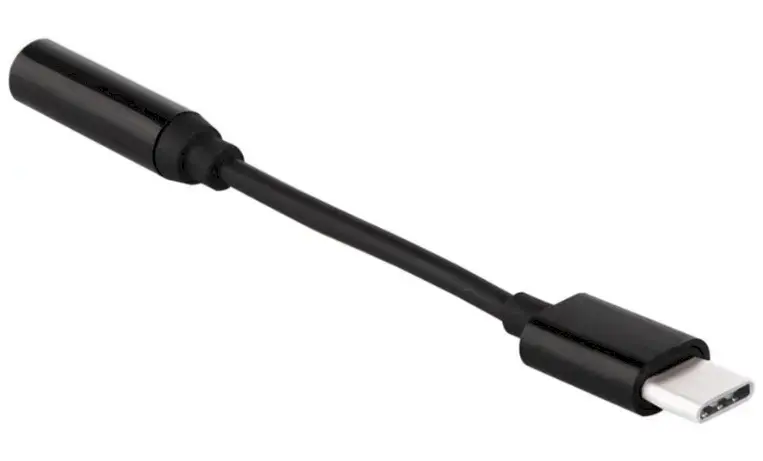 Fusion CM20 3.5 mm to USB-C Audio Adapter for phones Black (OEM)