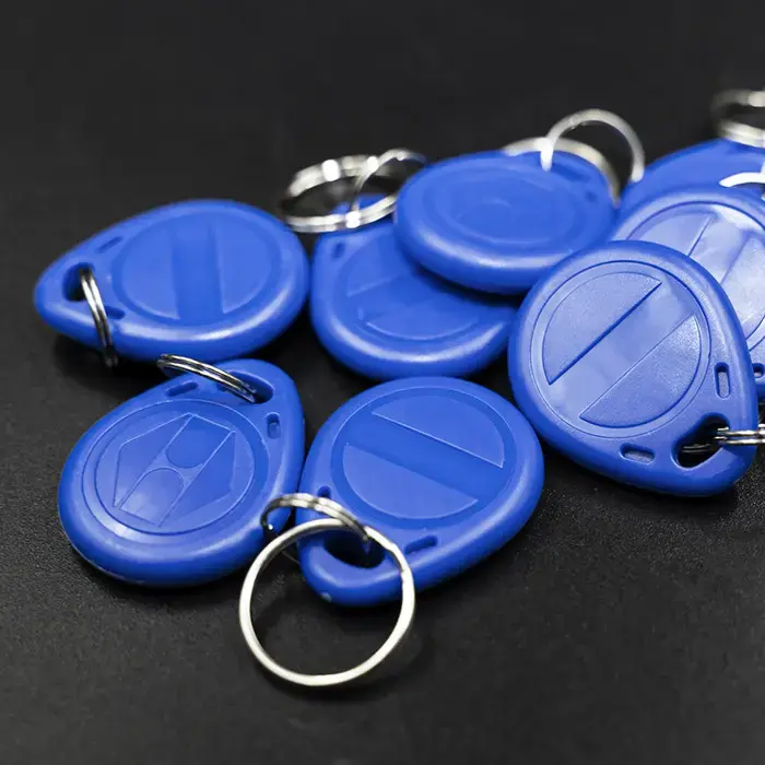 Qoltec Mifare 13.56 MHz proximity tag | 10pcs.