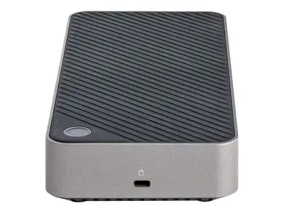 StarTech.com USB-C triple monitor dockingstation