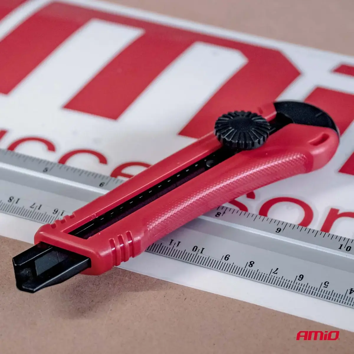 ABS Utility Knife with rotary knob 100x18x0,5mm AMIO-04813