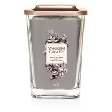 Elevation Dark Berries Candle - Scented candle