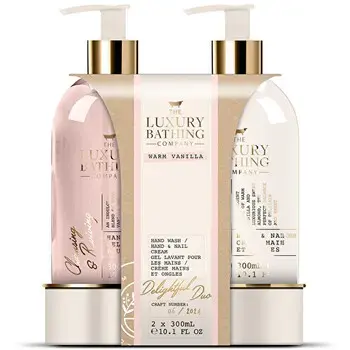 Warm Vanilla Hand Care Set (Vanilla) - Gift hand care set.