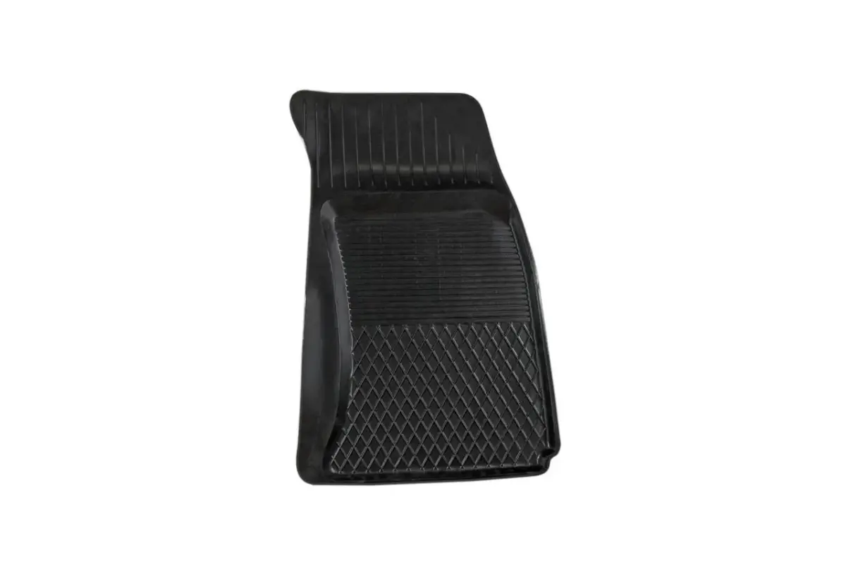 Rubber car mat MG Passat front, model - (P RIGHT)