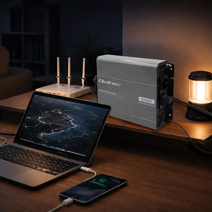Qoltec MS Wave Voltage Converter | 12V to 230V | 3000/6000W | USB | Compatible with LiFePO4, GEL and AGM batteries