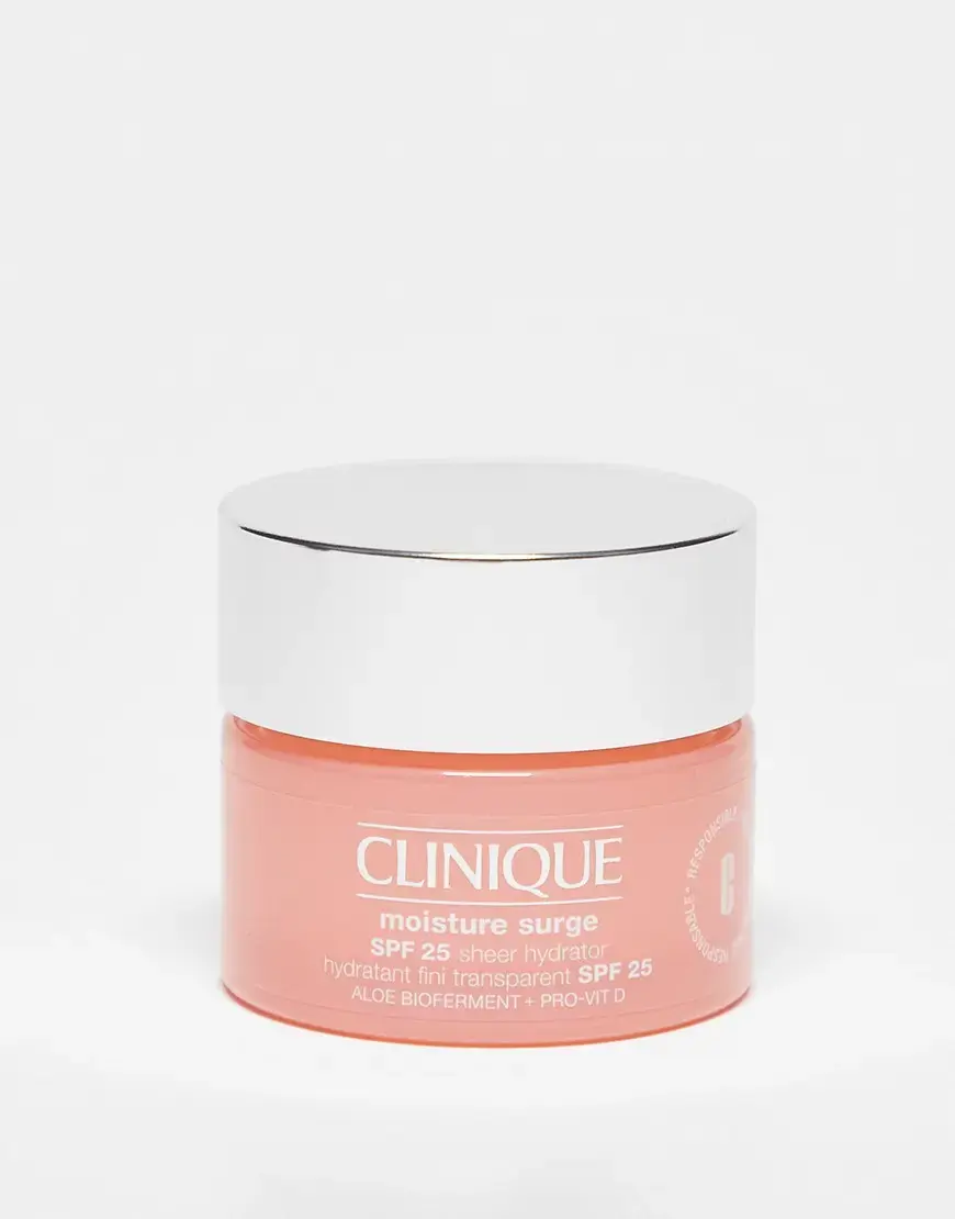 Clinique Moisture Surge Sheer Hydrator Spf25 30Ml in Skin