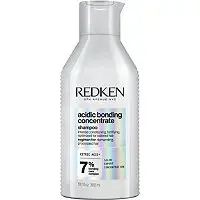 Redken Acidic Bonding Concentrate Shampoo in Clear