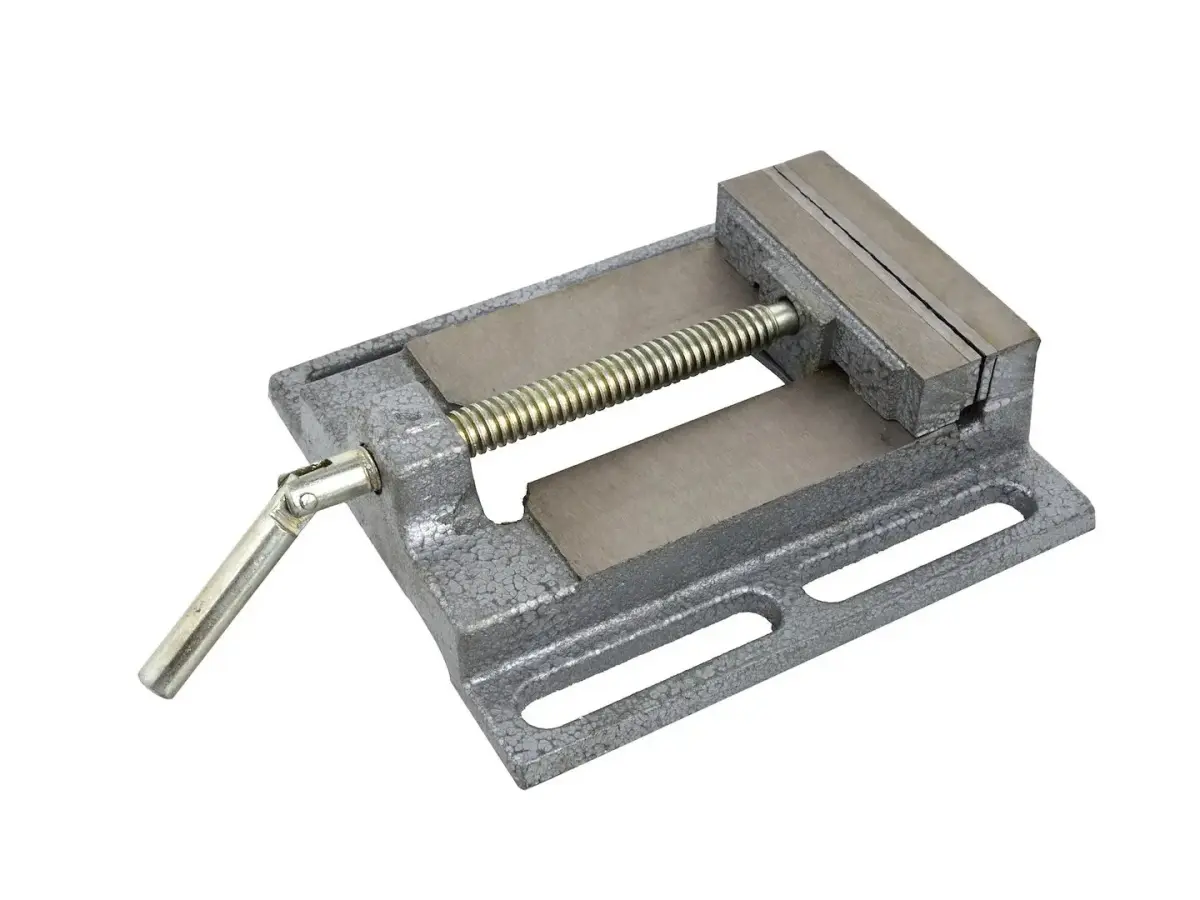 Ketaus gręžimo staklių spaustuvas 100mm/4" GEKO