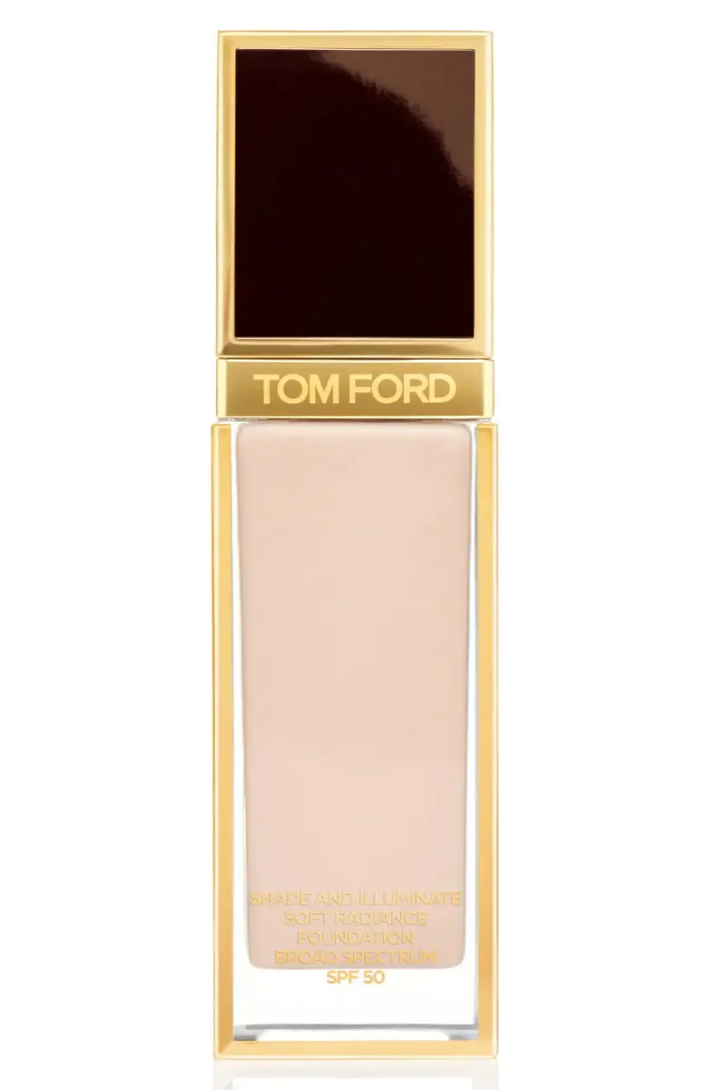 Tom Ford Beauty Shade and Illuminate Soft Radiance Foundation SPF 50 - Pink