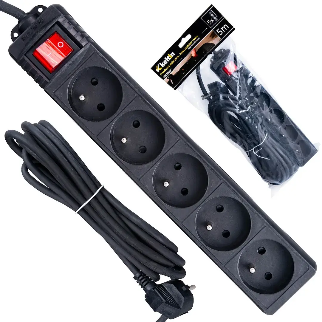 Black extension cord with switch, 5 sockets, 5m