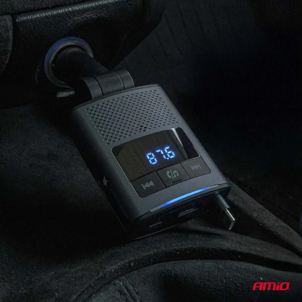 Car FM Transmitter 1×USB-A 1×USB-C 12V 24V AMIO-04656