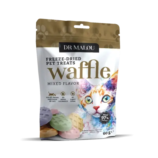 Gardumi kaķiem - DR Malou, Freeze-dried chicken wafers for cats (mix of flavors) 60g