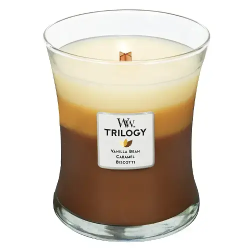 WoodWick Café Sweets scented candle with wooden wick 275 g