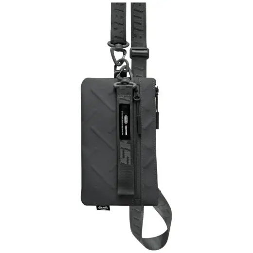 Phone bag Skinarma Juno black