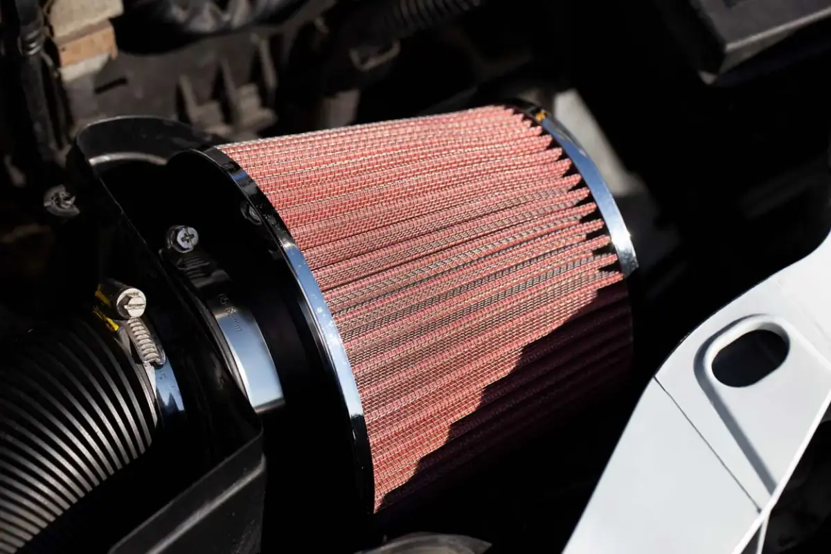 Car Air Conical Filter red/chrome, universal, 3 mouting adapters AMIO-01282