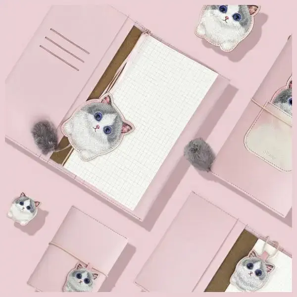 Nimmy Zestaw 2w1 notatnik + długopis      różowy|pink Big Eyed Pet 2.0 Cat