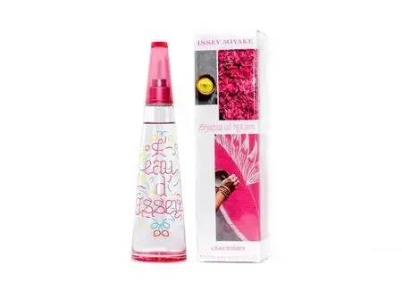Issey Miyake L'Eau d'Issey (EDT) туалетная вода для женщин 100 мл