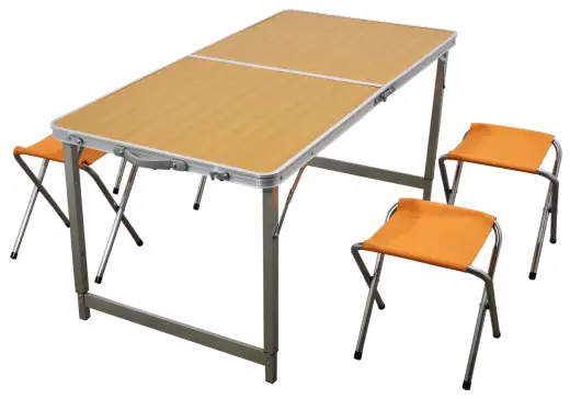 Kempinga komplekts, galds ar 4 krēsliem