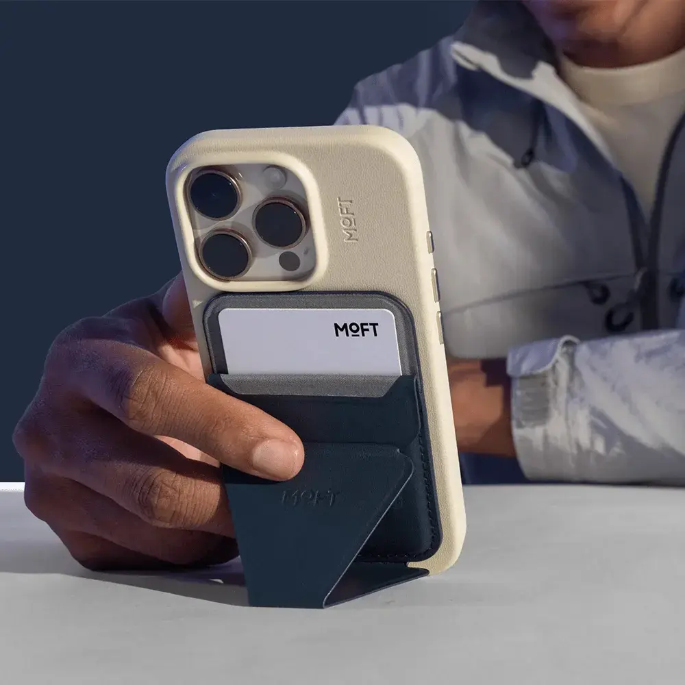 Moft Movas Snap-On MagSafe Magnetic Wallet and Phone Stand misty cove