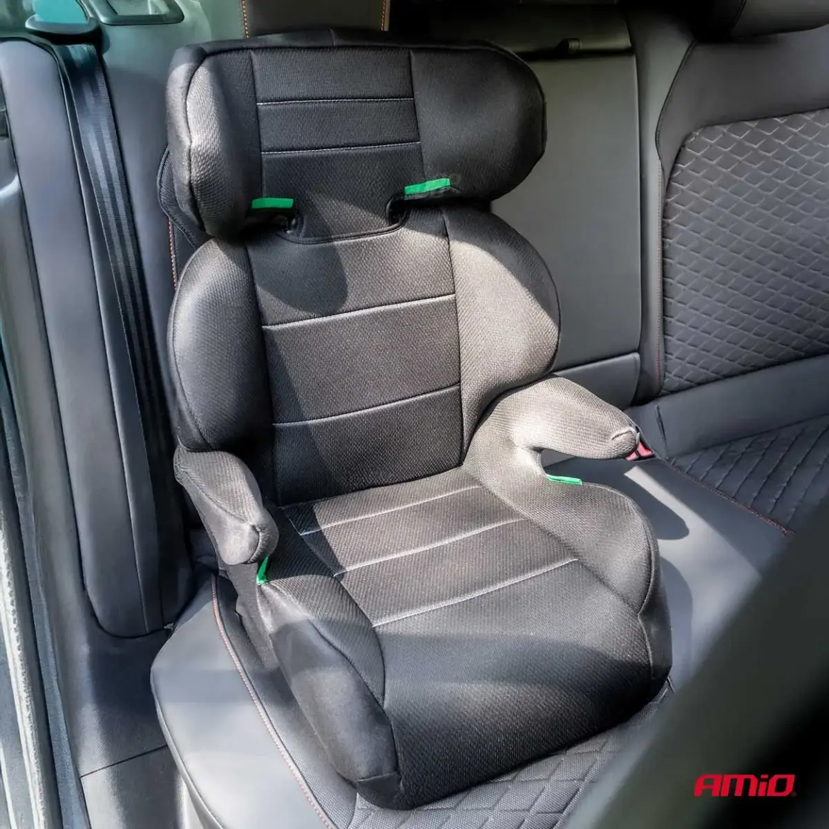 Booster car seat 126-150cm R129 AMIO-04479