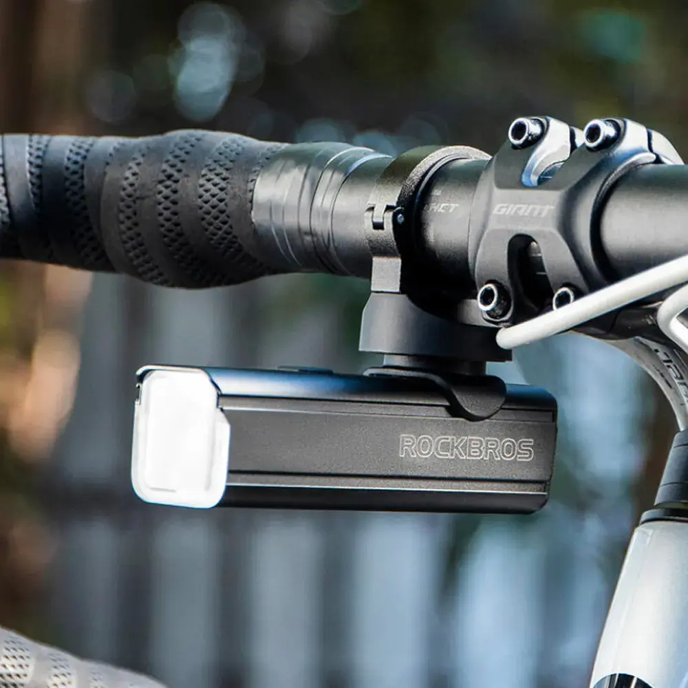 Rockbros 24610002001 Front Bike Light 1000 lm + USB-C - USB-A Cable - Black