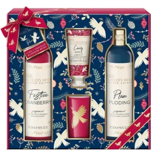 Baylis & Harding Winter Wonderland Candlelit Bathing Giftset in Clear