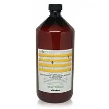 Davines NaturalTech™ Nourishing Vegetarian Miracle Conditioner 250ml