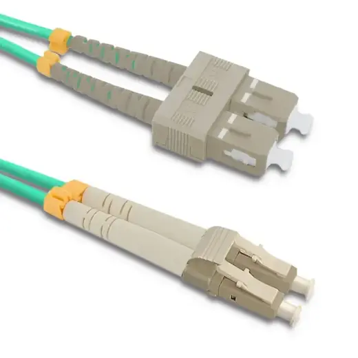 Qoltec Patchcord fiber optic LC/UPC - SC/UPC | Multimode | 50/125 | OM4 | Duplex | 5m
