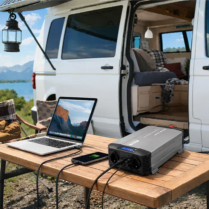 Qoltec Pure Sine Wave Inverter with UPS | 12V to 230V | 2000/4000W | LCD | USB | USB-C | Compatible with LiFePO4 GEL AGM