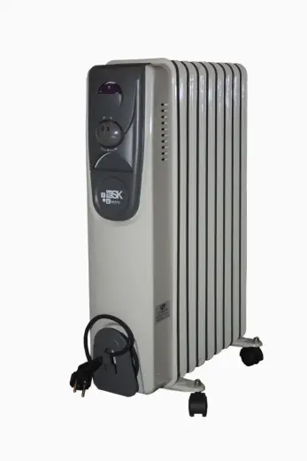 Eļļas radiators 9 sekcijas 2000W