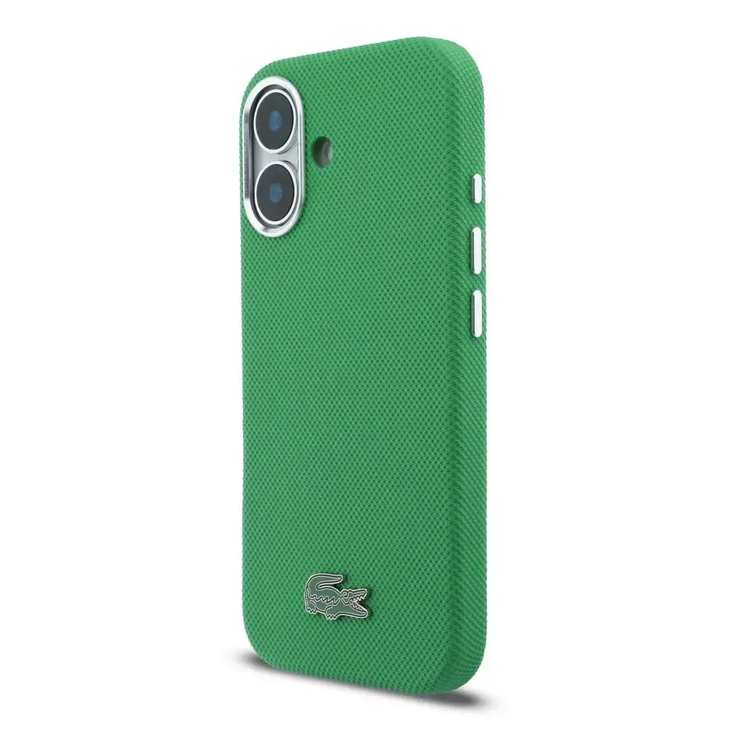 Lacoste Iconic Petit Piqué Metal Logo phone case with MagSafe support for iPhone 16 green