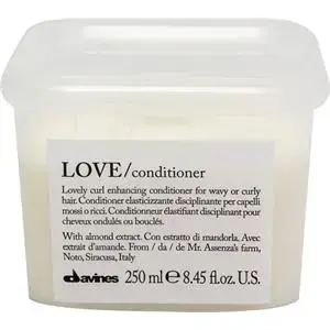 Davines - Love Curl Conditioner for Curly Hair - 250ml - Zero-impact Curl Conditioner - Moisturise and Nourishes - Infused with Proteins and Vitamin B