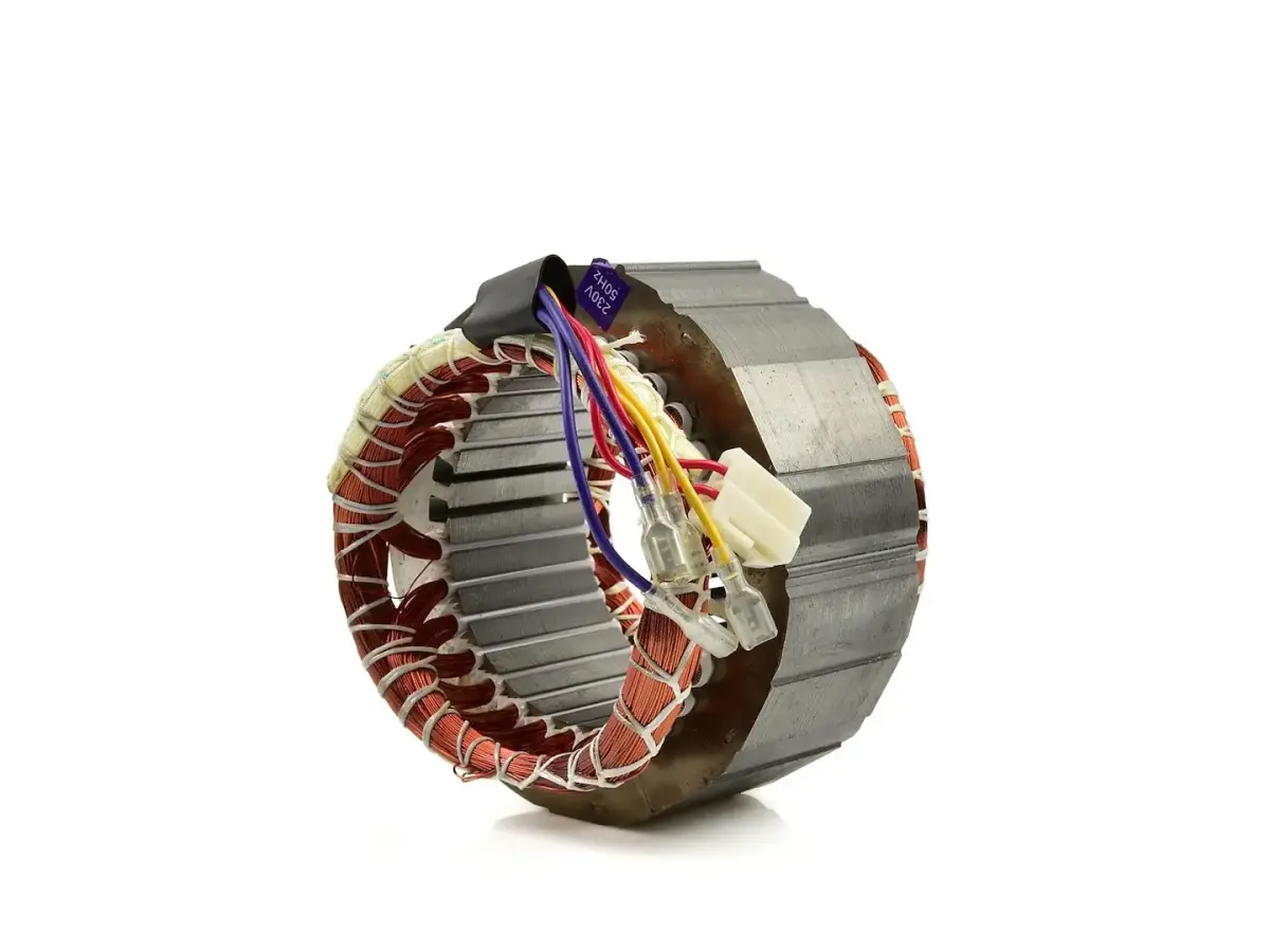 Staator generaatorile T05001