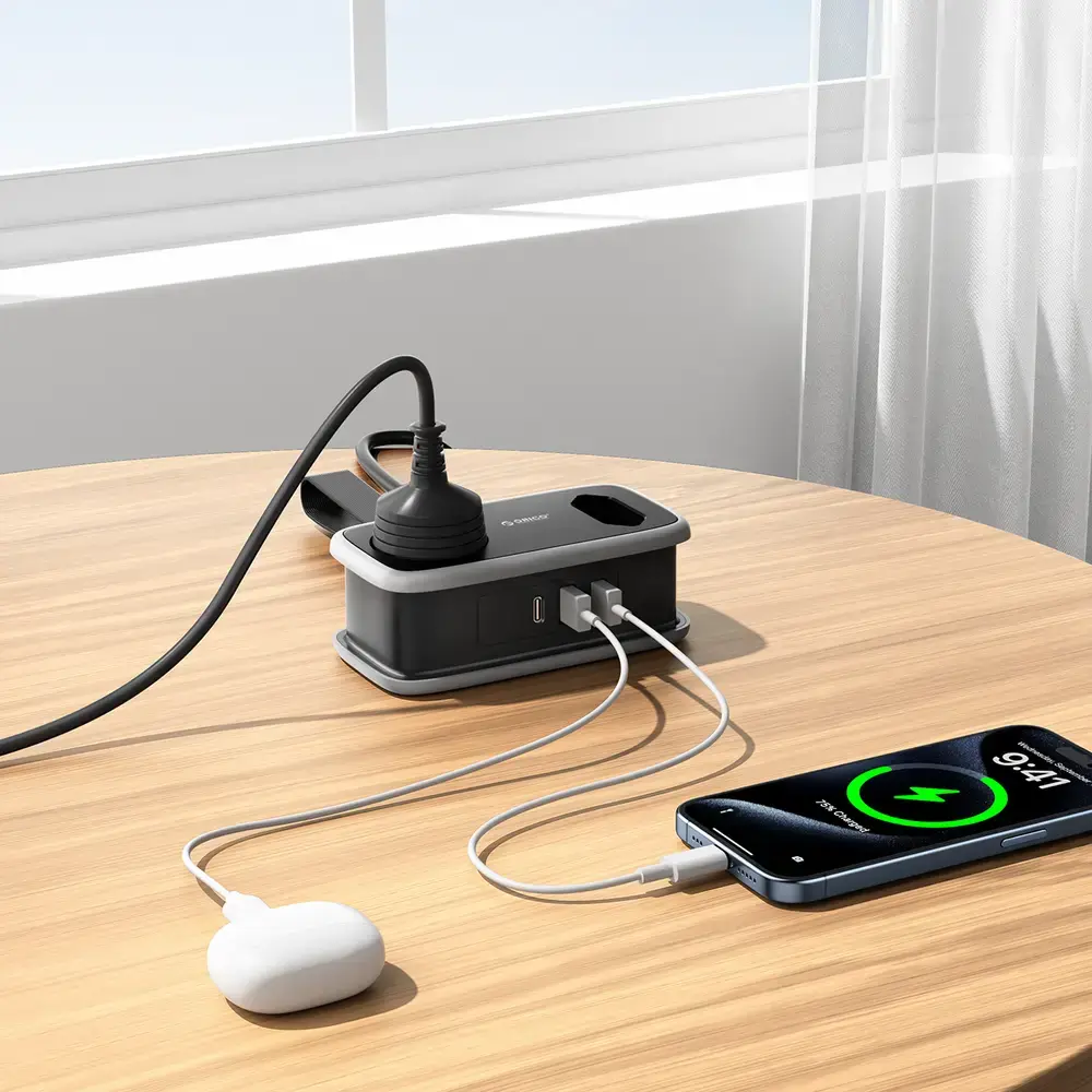 Orico AP3 65W GaN 6in1 Power Strip 2x AC + 2x USB-A + 2x USB-C - Black