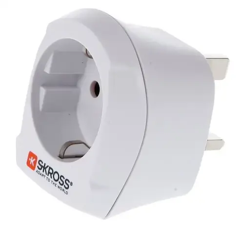 Travel adapter: UK to Europe 250V