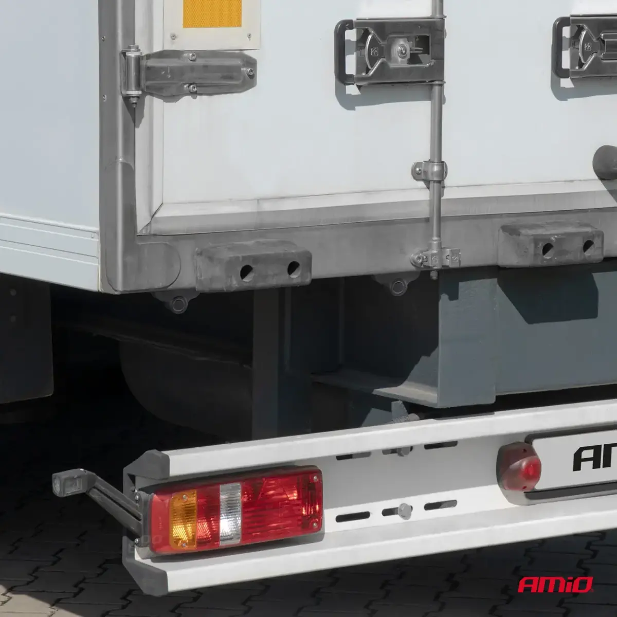 Parking assistant system LED-GRAF 3D 8 sensor black TRUCK 19mm