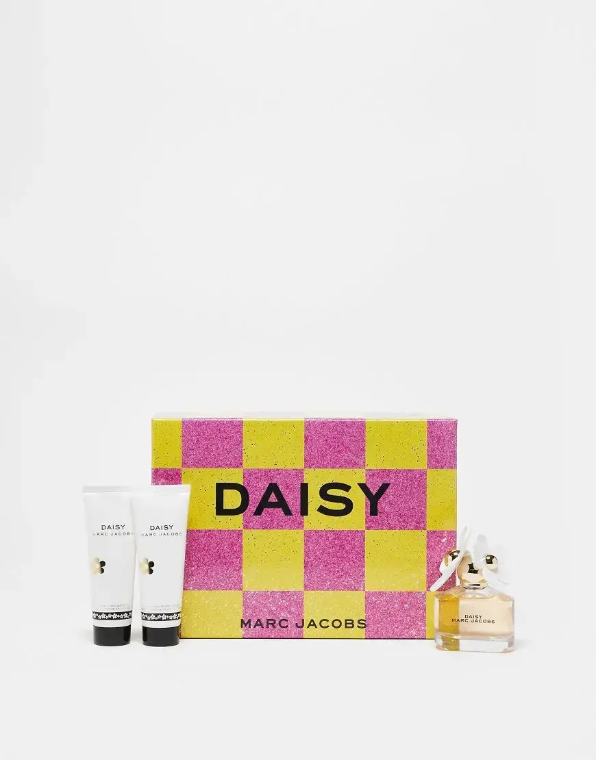 Marc Jacobs Daisy Eau De Toilette Spray 50ml Gift Set