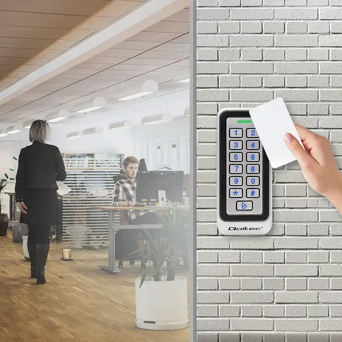 Qoltec Code lock RHEA with RFID reader | Code | Card | key fob |Doorbell | IP68 | EM