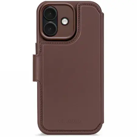 Decoded Leather Detachable Wallet MagSafe case for iPhone 17 - brown