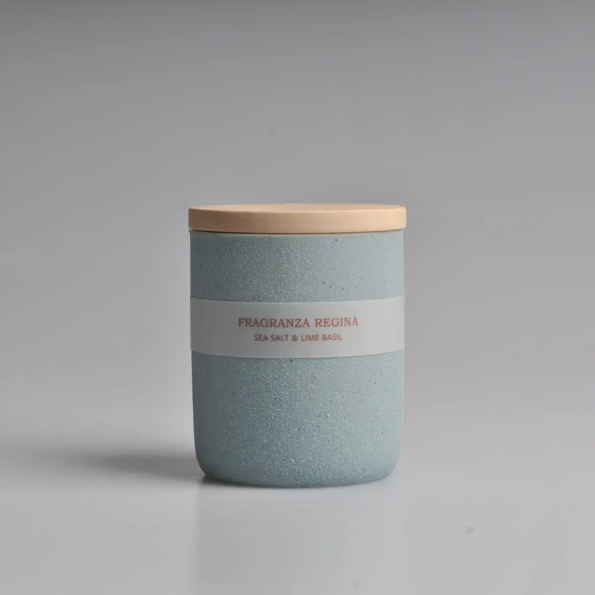 Aromātiskā svece Sea salt & Lime Basil 230gr, +|- 35h