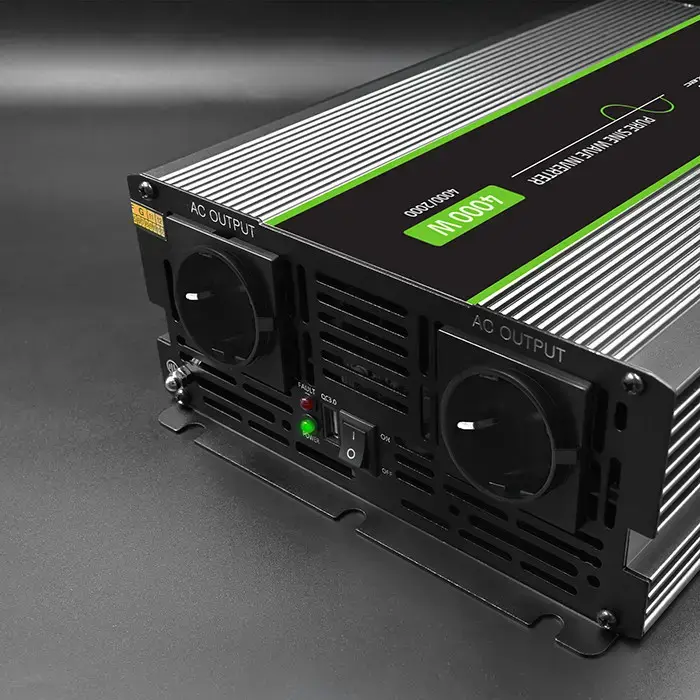 Qoltec Pure Sine Wave Inverter Monolith | 2000W | 4000W | 12V to 230 V