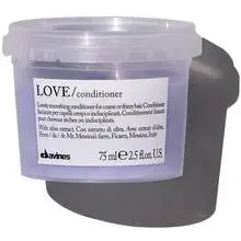 Davines Essential Haircare Love Smoothing Conditioner (unruly and frizzy hair) 1000ml