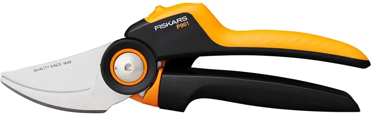 Dārza šķēres L P961 Fiskars