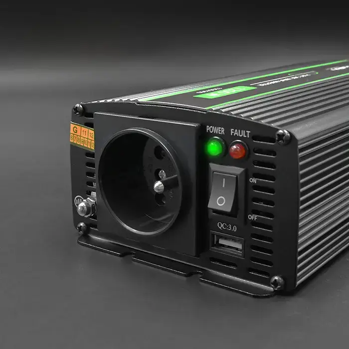 Qoltec Pure Sine Wave Inverter Monolith| 600W | 1200W | 24V to 230V