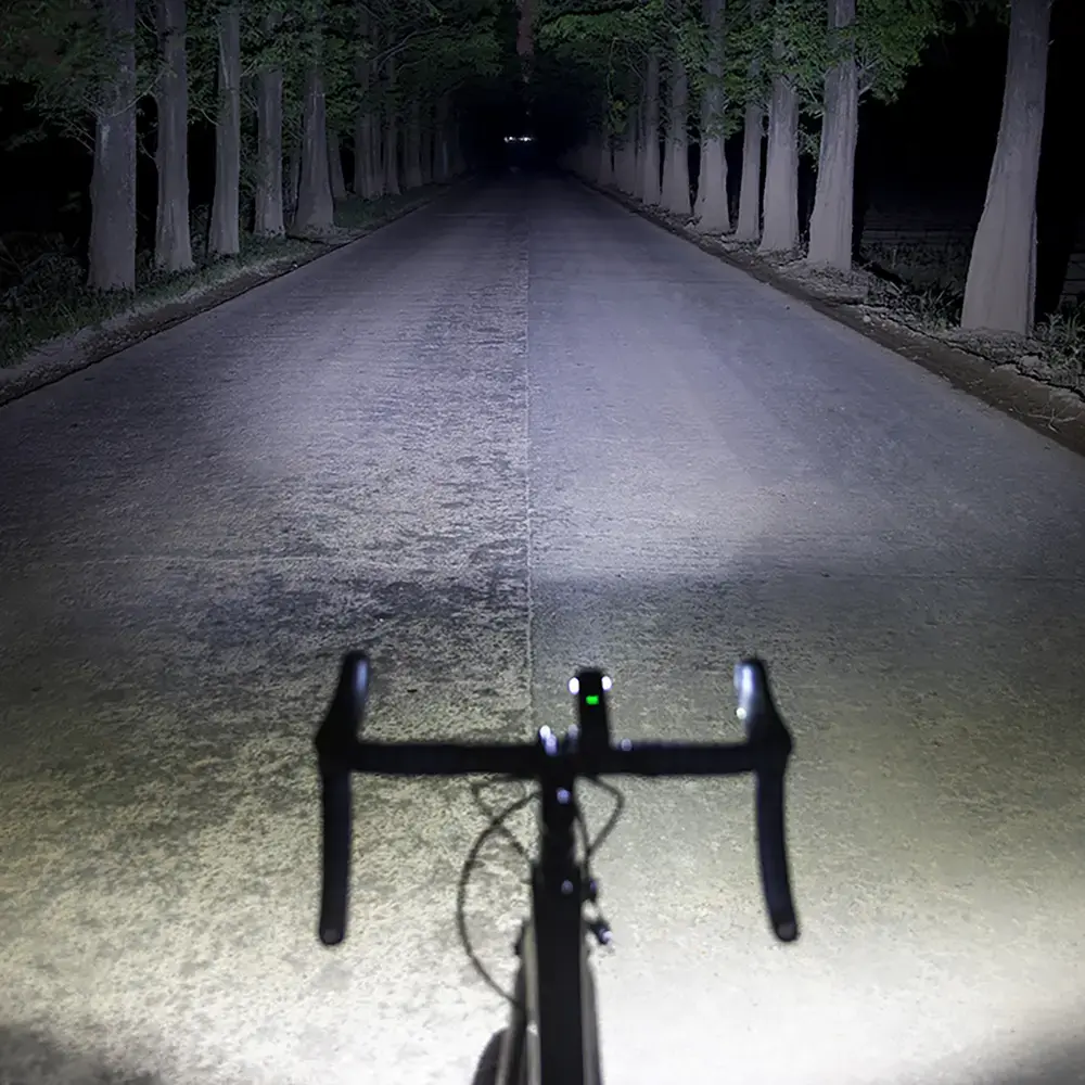 Rockbros 24610002001 Front Bike Light 1000 lm + USB-C - USB-A Cable - Black