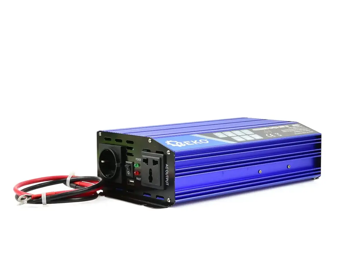 Puhta siinuslainega pingeinverter 12V/230V 1000/2000W