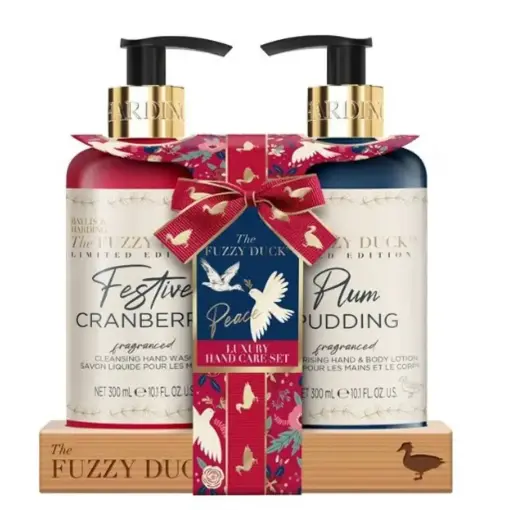 Baylis & Harding Winter Wonderland Luxury Hand Care Giftset in Clear