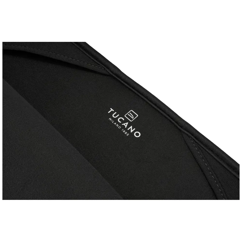 Tucano Colore Sleeve Laptop Bag    17“/18” for 17“/18” laptops black