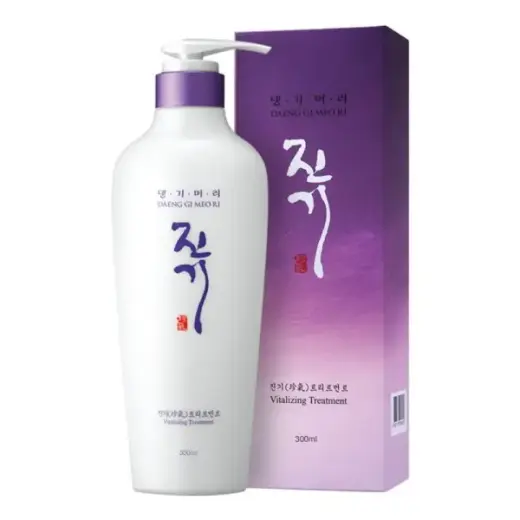 Daeng Gi Meo Ri Jin Gi Revitalizing Treatment Conditioner to Nourish and Make Bright 300 Ml
