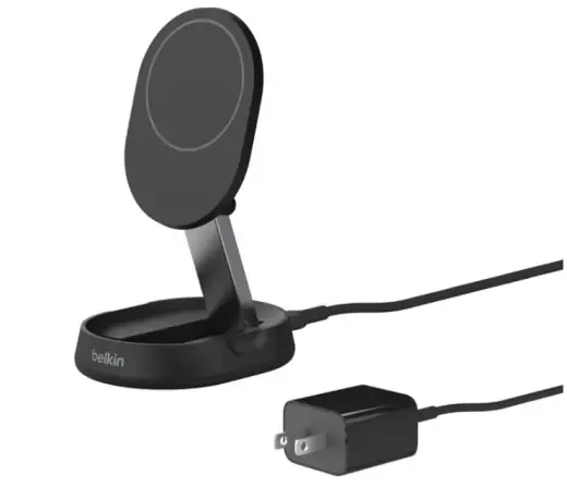 BoostCharge Qi2 15W magnetic charger black with PSU