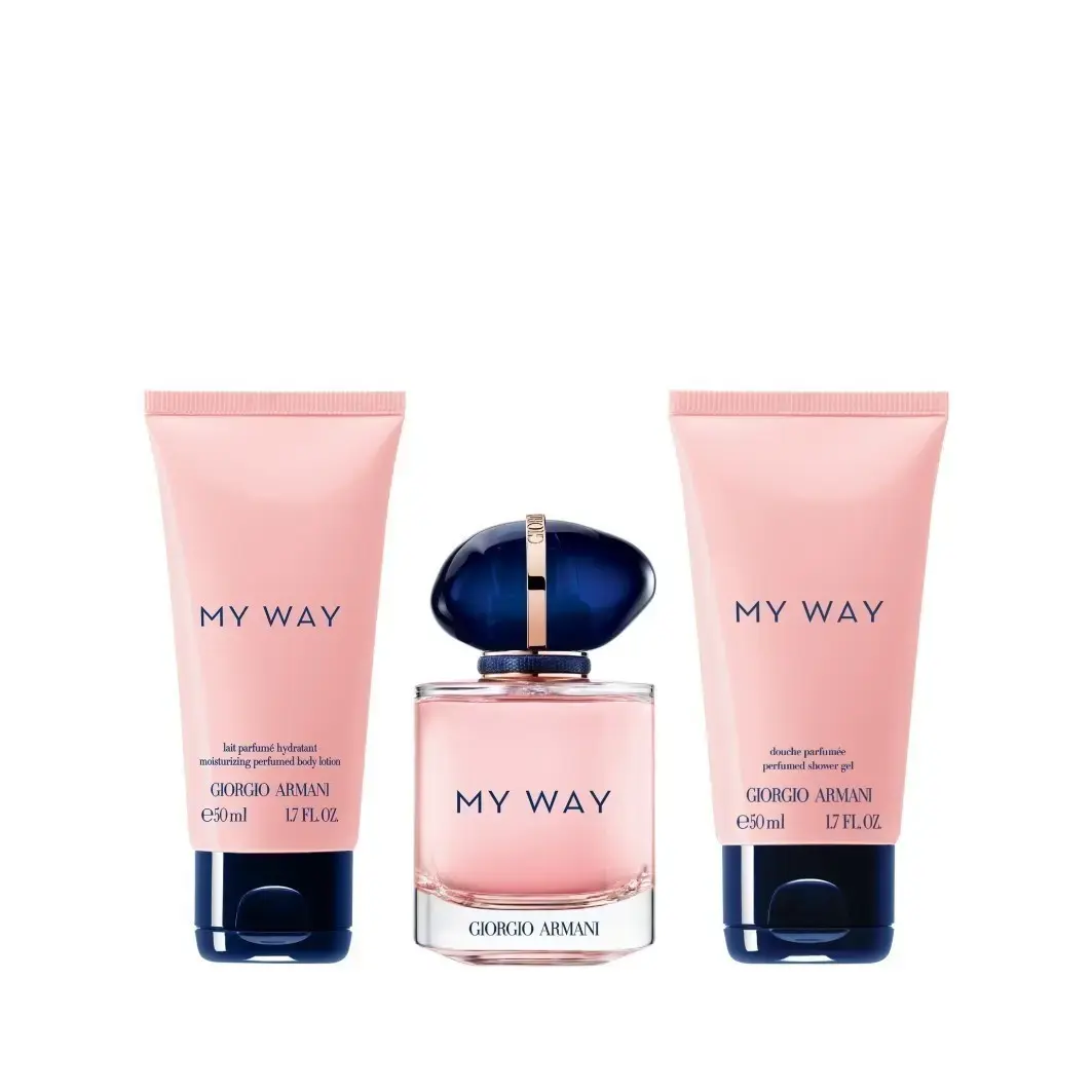 Giorgio Armani    1 Pieces